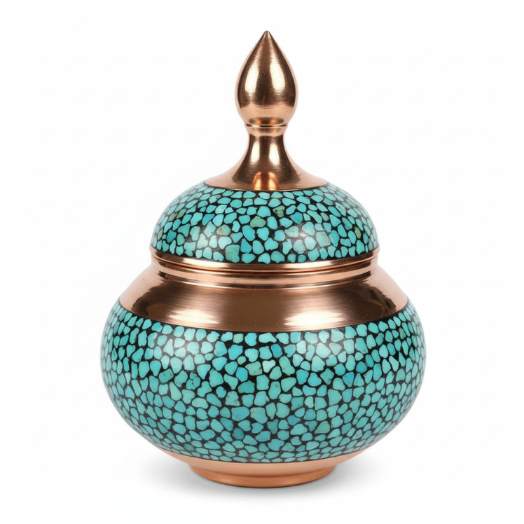 صنایع دستی فیروزه‌کوبی روی مس چیست و چگونه خلق می‌شود؟ (تاریخچه مختصر)